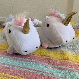 Plush unicorn light up slippers